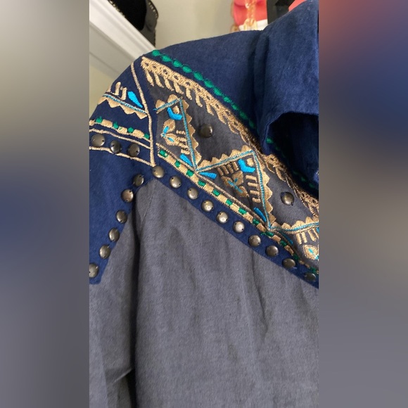 A&A Blue Blouse - Picture 7 of 10